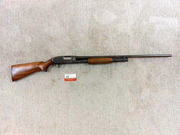 Winchester Model 12 20 Gauge Standard Field Grade Shotgun In Fine Condition ITEM 3272 - Image 2