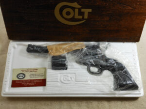 Colt New Frontier 22 Single Action 22 With Dual Cylinders New In Box ITEM 3444
