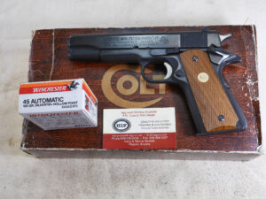 Colt Government Model Mark 1V Series '70 45 A.C.P. In Like New Condition With Box ITEM 3482